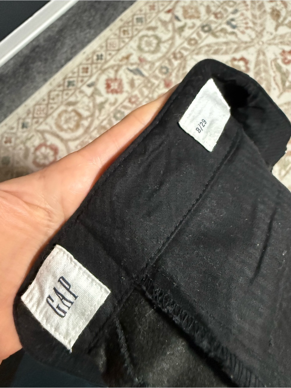 GAP Black Mini Skirt Waist 29 Like New - Picture 5 of 6